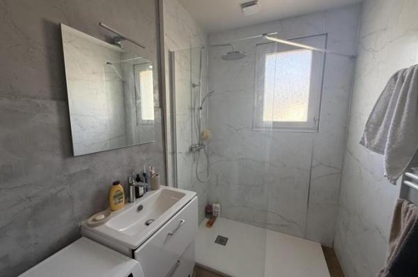 Location - Appartement 4 pièces 68 m 2 SABLE SUR SARTHE (72300)