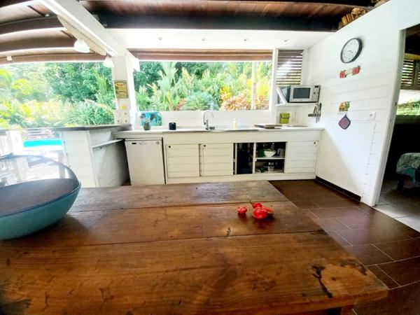 EXCLUSIVITÉ – Rare Villa-Gites sur 2 280 m² – Petit-Bourg VERNOU