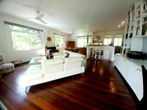 EXCLUSIVITÉ – Rare Villa-Gites sur 2 280 m² – Petit-Bourg VERNOU