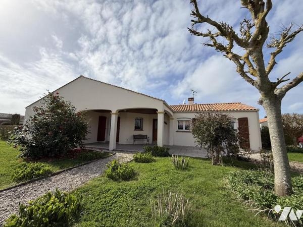 EXCLUSIVITE - SAINT VINCENT SUR JARD- Plain Pied de 135m2+véranda+dépendances- terrain 1258m2