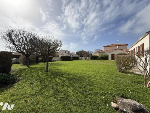 EXCLUSIVITE - SAINT VINCENT SUR JARD- Plain Pied de 135m2+véranda+dépendances- terrain 1258m2