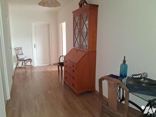 MAISON D'HABITATION DE CARACTERE 5 chambres sur 1463 m² de parc arboré