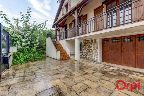 Maison à vendre    5 pièces • 120 m2 Villepinte