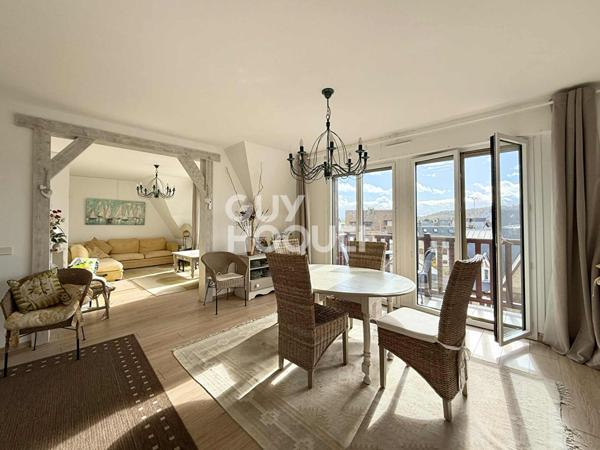 APPARTEMENT 5 pièces - PARKING - DEAUVILLE HYPERCENTRE