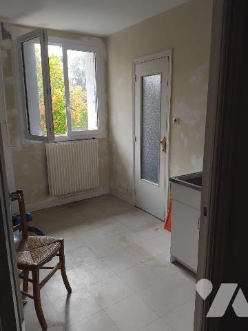Appartement a Vendre à QUIMPER, en Finistère Sud (29), Secteur Prisé de Kerfeunteun, au premier...