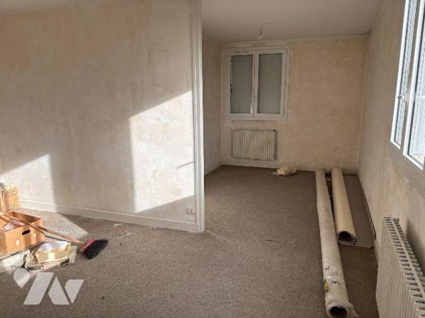 Appartement a Vendre à QUIMPER, en Finistère Sud (29), Secteur Prisé de Kerfeunteun, au premier...