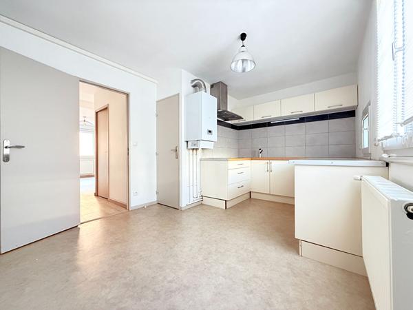 À VENDRE APPARTEMENT 3 PIÈCES