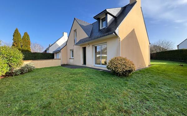 Maison à vendre    6 pièces •  Séné