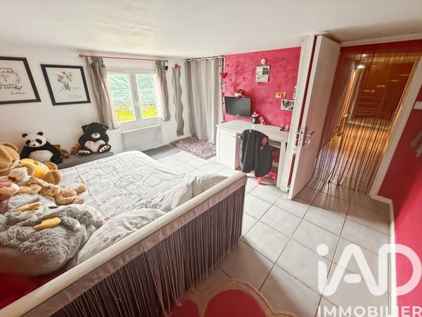 Maison à vendre 6 pièces 150 m² Saint-Maximin-la-Sainte-Baume