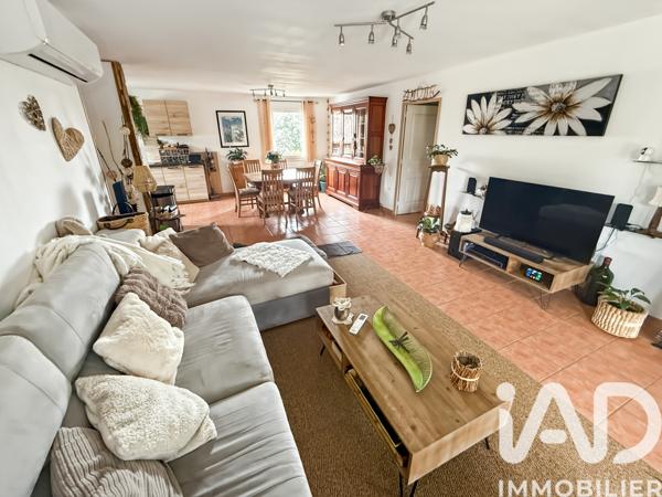 Maison à vendre 6 pièces 150 m² Saint-Maximin-la-Sainte-Baume