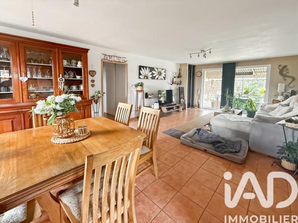 Maison à vendre 6 pièces 150 m² Saint-Maximin-la-Sainte-Baume