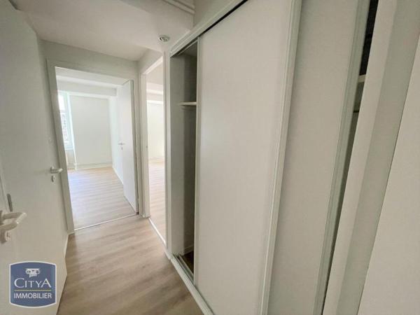 Appartement à louer 3 pièces 57.3m² Clermont-Ferrand (63000)
