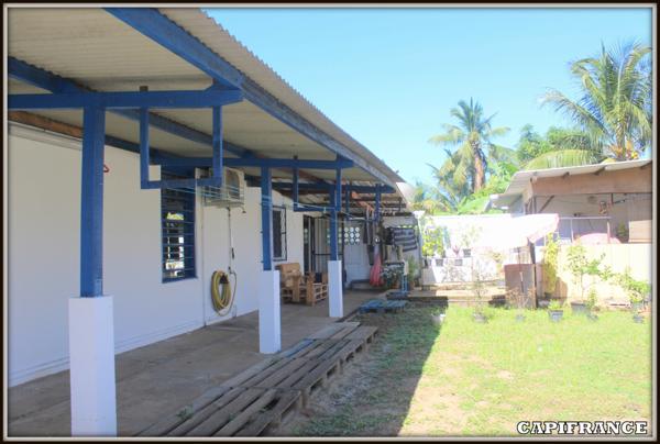 A VENDRE A KOUROU (GUYANE FRANCAISE) UN IMMEUBLE DE RAPPORT DE 95m² AVEC DEUX APPARTEMENTS T2 DE 37m² et 28m² - SUPERFICIE DU TERRAIN DE 429 m² - AU PRIX DE 265 000 €.