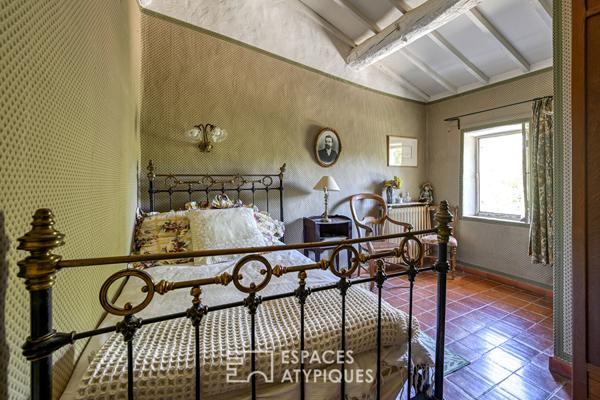 Bastide du XVII au coeur du Luberon avec atelier et potentiel d’aménagement