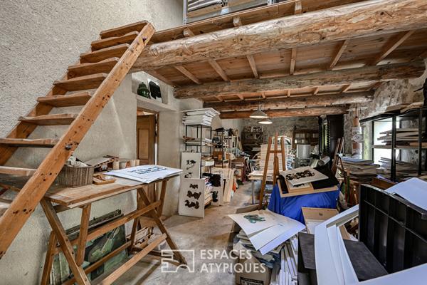 Bastide du XVII au coeur du Luberon avec atelier et potentiel d’aménagement