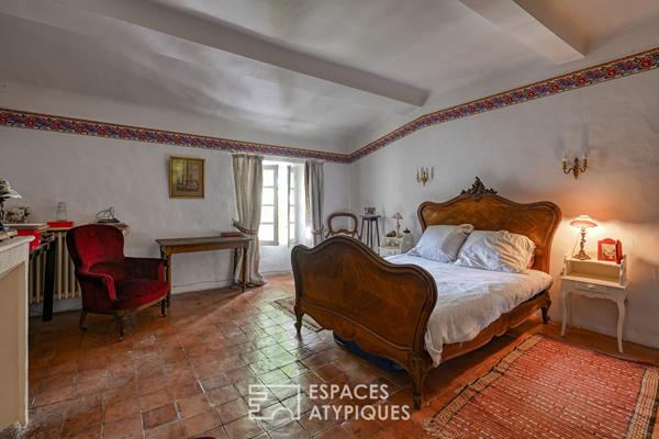 Bastide du XVII au coeur du Luberon avec atelier et potentiel d’aménagement