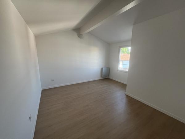 Maison 323 000 € Mérignac 4 p 79 m² DPE C