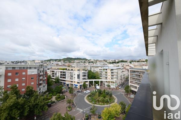 Apartment for sale 3 rooms 59 m² Puteaux