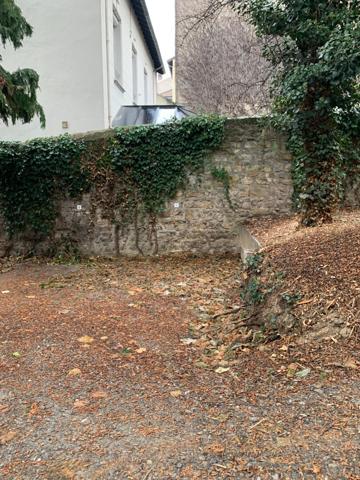 Location parking / box Saint-Étienne - 60 €/mois