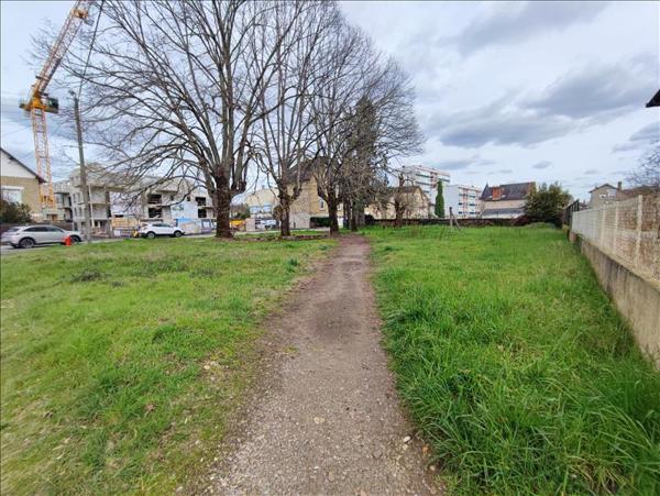 Terrain à vendre |  Brive-la-Gaillarde |  853 m²