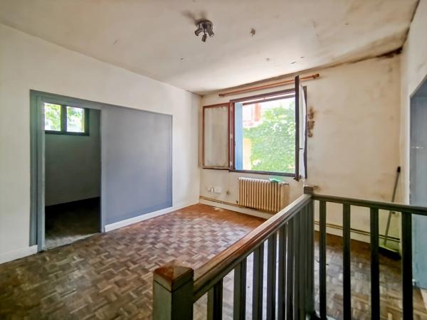 Vente                                                      Maison de village
                        
                     4 pièces                                         à Montpellier