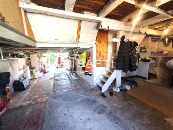 Maison au calme pleine de potentiel