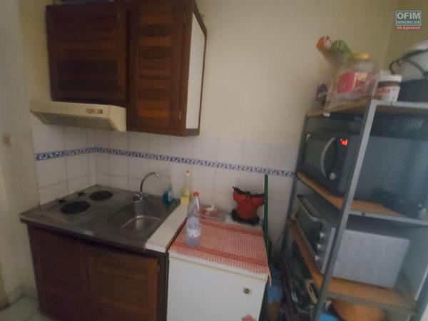 T1 21m2 avec parking - Vendu loué - Idéal investisseur - Rue Sainte-Marie