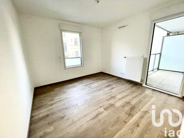 Appartement 3 pièces de 65 m² à Villefranche-sur-Saône (69400)