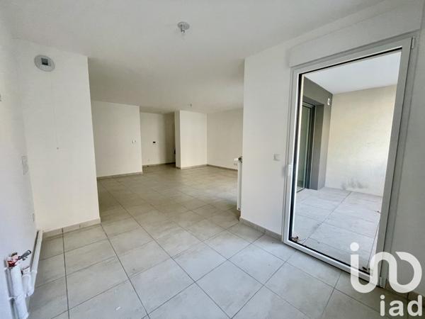 Appartement 3 pièces de 65 m² à Villefranche-sur-Saône (69400)