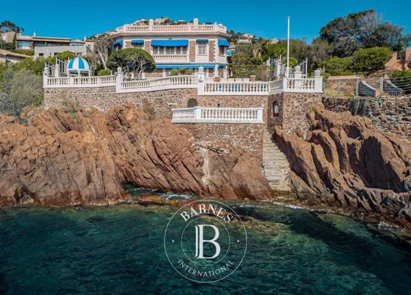 Saint-Raphaël, Villa 4 Chambres -  262 m² à vendre