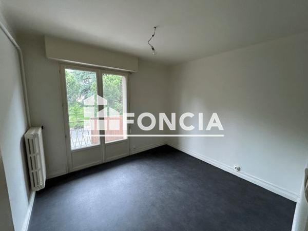 Location Appartement 3 pièces 56.9 m² - PLACE DU CENTENAIRE/AVENUE DE SAVOIE Montmelian 73800