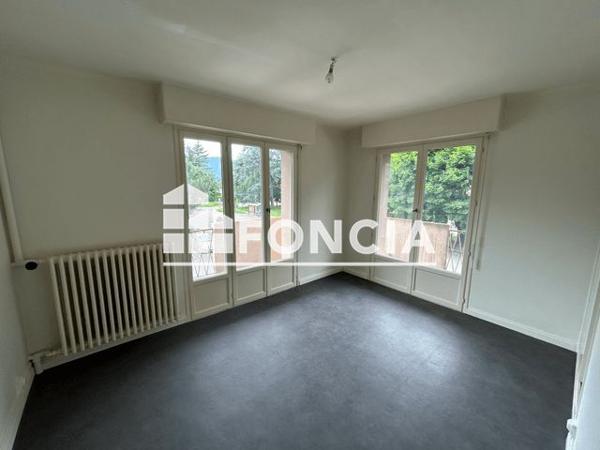 Location Appartement 3 pièces 56.9 m² - PLACE DU CENTENAIRE/AVENUE DE SAVOIE Montmelian 73800