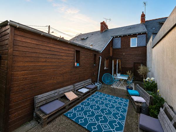 Maison mancelle 2 chambres avec jardin, terrasse et cave proche centre-ville et gare du Mans