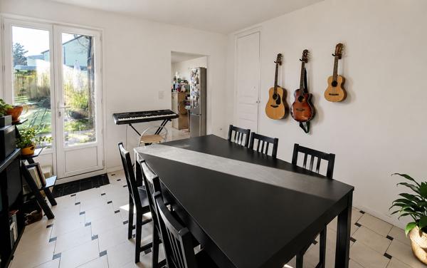 Maison mancelle 2 chambres avec jardin, terrasse et cave proche centre-ville et gare du Mans