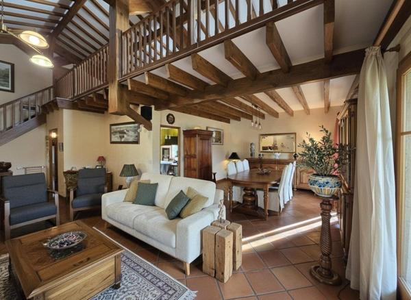 Maison 3 chambres + combles aménageables + garage 130 m²