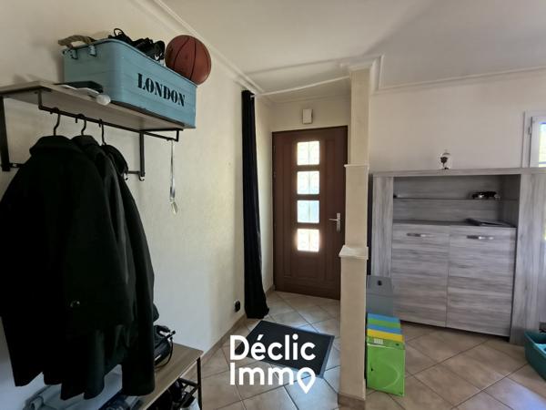 Vente maison de village Menigoute, 111m² 5 pièces 158 250€ avec garage