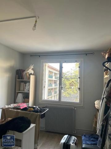 Appartement à louer 3 pièces 67.47m² Agen (47000)