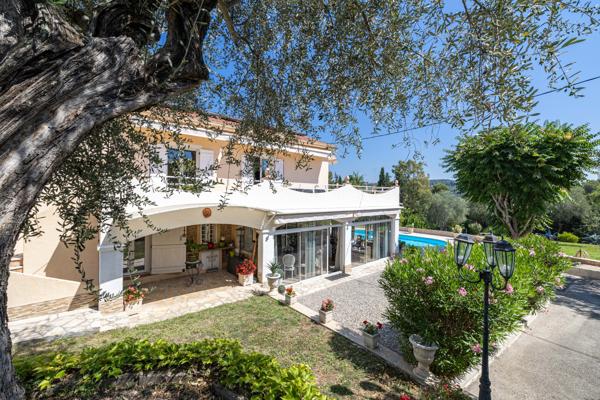 Magnifique villa 225m²  Mougins