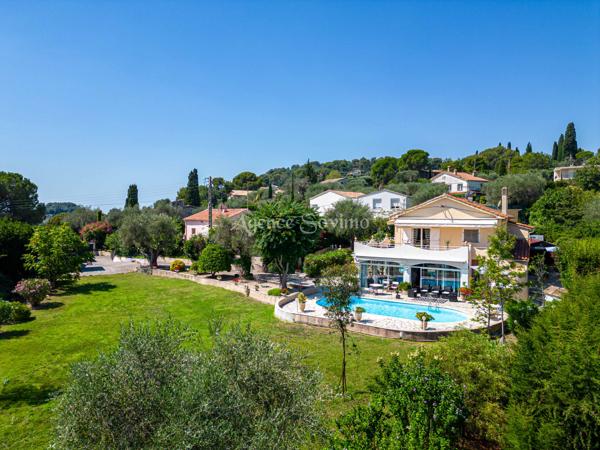 Magnifique villa 225m²  Mougins