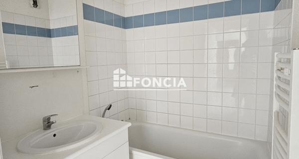 Location Appartement 2 pièces 49.65 m² - Margny-lès-compiègne 60280