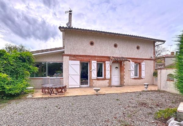 Grande maison familiale dans un village proche de Montauban Sud