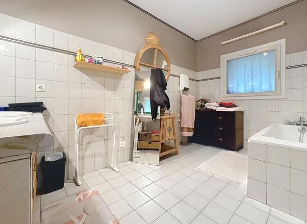 Grande maison familiale dans un village proche de Montauban Sud