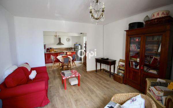 Appartement à vendre    2 pièces • 58 m2 Sète