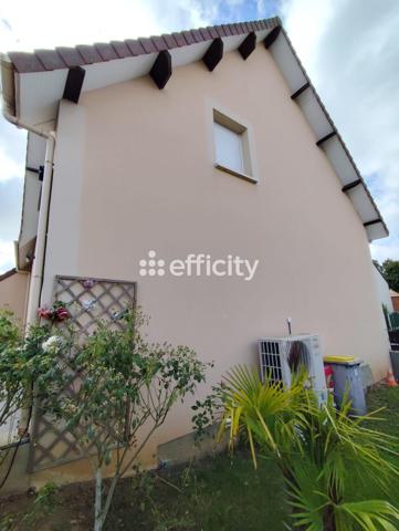 Maison 5 pièces - 221 m²