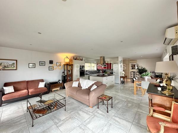 Vente Maison178 m² - 5 Pièces - CHADRAC (43770)