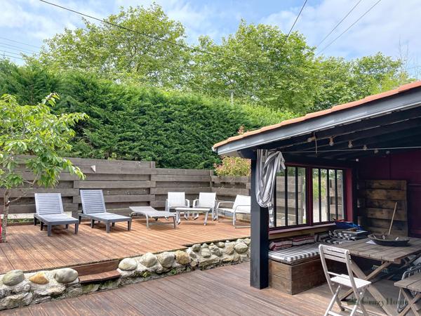 Appartement
                                                                                                                                                                                                                                                                                                                        3 pièce(s)                                                                                                                                                                                                          2 chambre(s)                                                                                                                                                                                                          89.58  m²