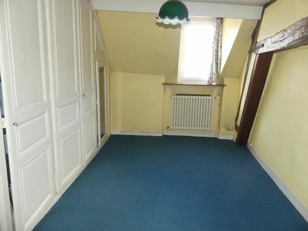 Maison à vendre    6 pièces •    Coulommiers