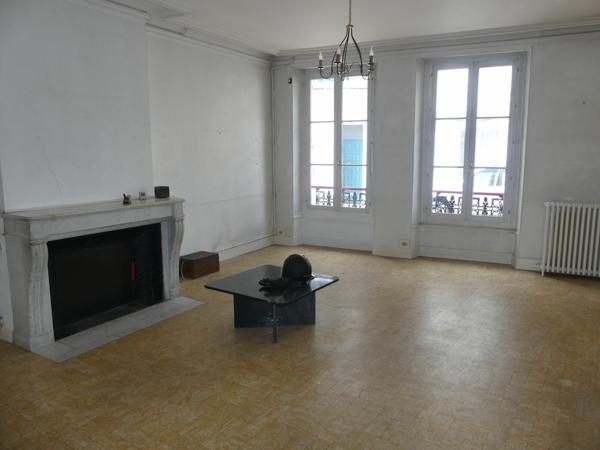 Maison à vendre    6 pièces •    Coulommiers