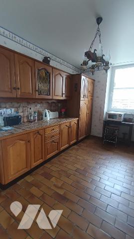 JULLOUVILLE Villa des années 1920 en front de mer