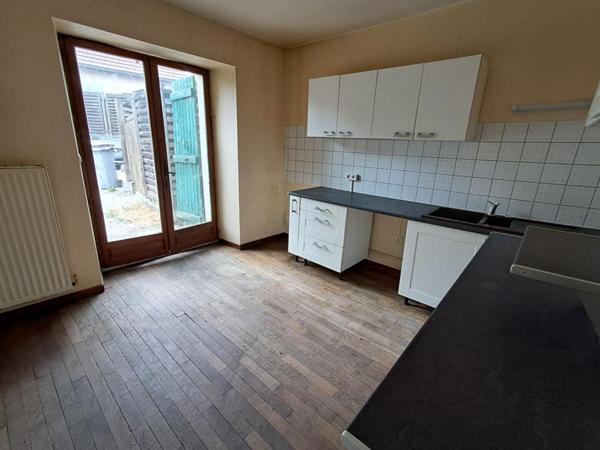 Maison à Scey sur Saone (70360)  4 pièces 68 m2 à 55500 euros